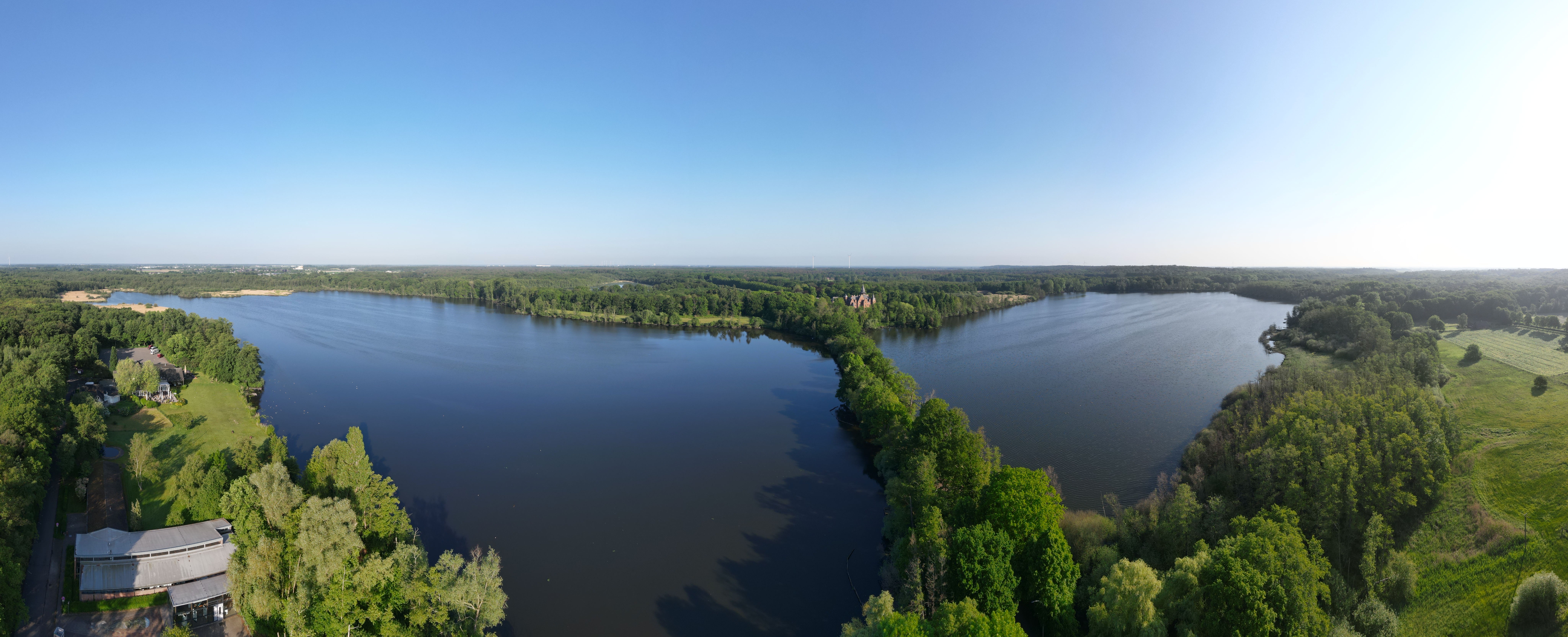 Luftaufnahme der Krickenbecker Seen in Nettetal