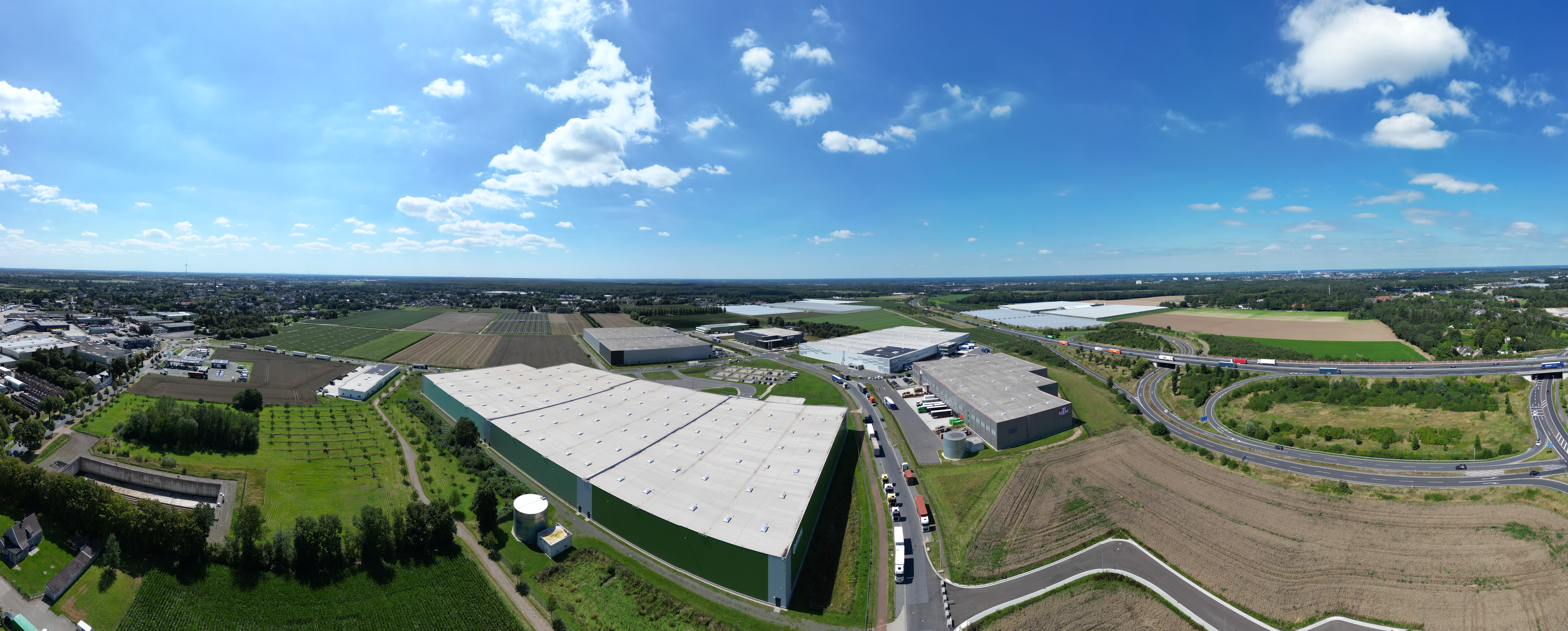 Panoramaaufnahme Blick auf Nettet- West