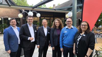 Die KI wartet nicht - Wirtschaftsfrühstück informiert über Künstliche Intelligenz beim Marketing