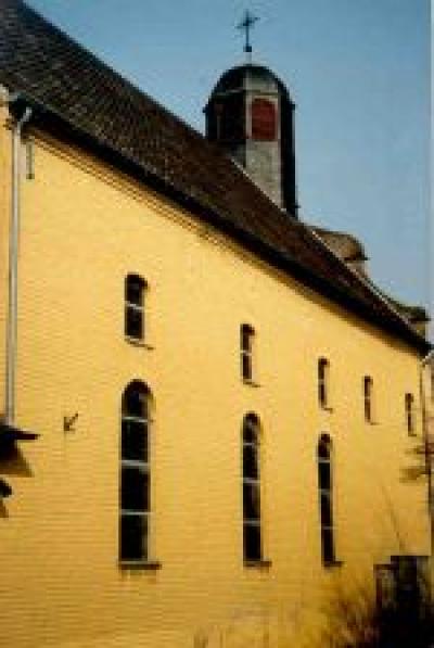 Aussenansicht Gemaeuer der evangelischen Kirche Kaldenkirchen Aussenansicht Gemaeuer der evangelischen Kirche Kaldenkirchen