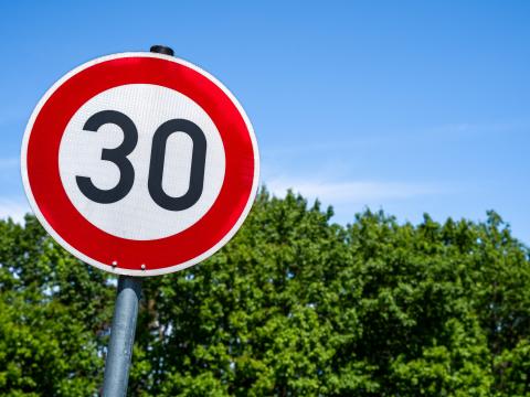 Geschwindigkeitsbegrenzung auf 30 km/h