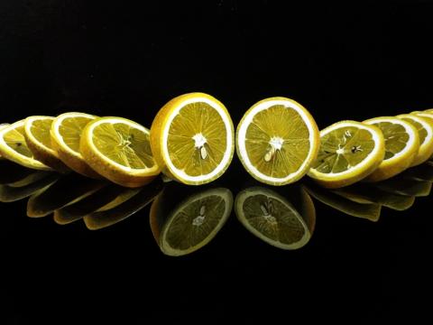 Zitronenschreiben Mannes Kroes